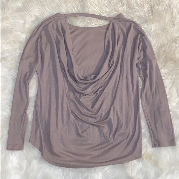 HYFVE long sleeve w/ open back - Picture 4 of 5